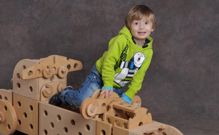 Polatechnická stavebnice Kit4Kid