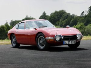 Červená Toyota 2000 GT